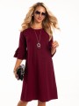 Sukienka z falbankami na rękawie - bordo