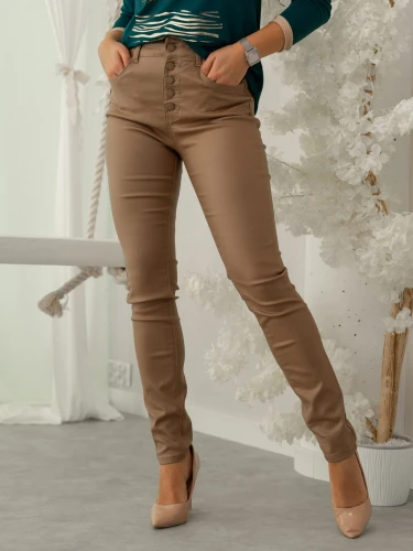 Dopasowane SPODNIE Rurki Woskowane HARPER - beige