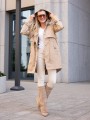 KURTKA z klamrami i podszewką w kratę NOELIA - beige