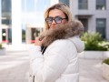 Pikowana KURTKA z naszywką i futrem LIZA - biały