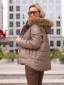 Pikowana KURTKA z naszywką i futrem LIZA - brązowy