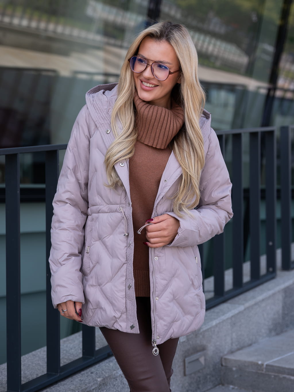 KURTKA pikowana ze ściągaczem LAYLA - beige