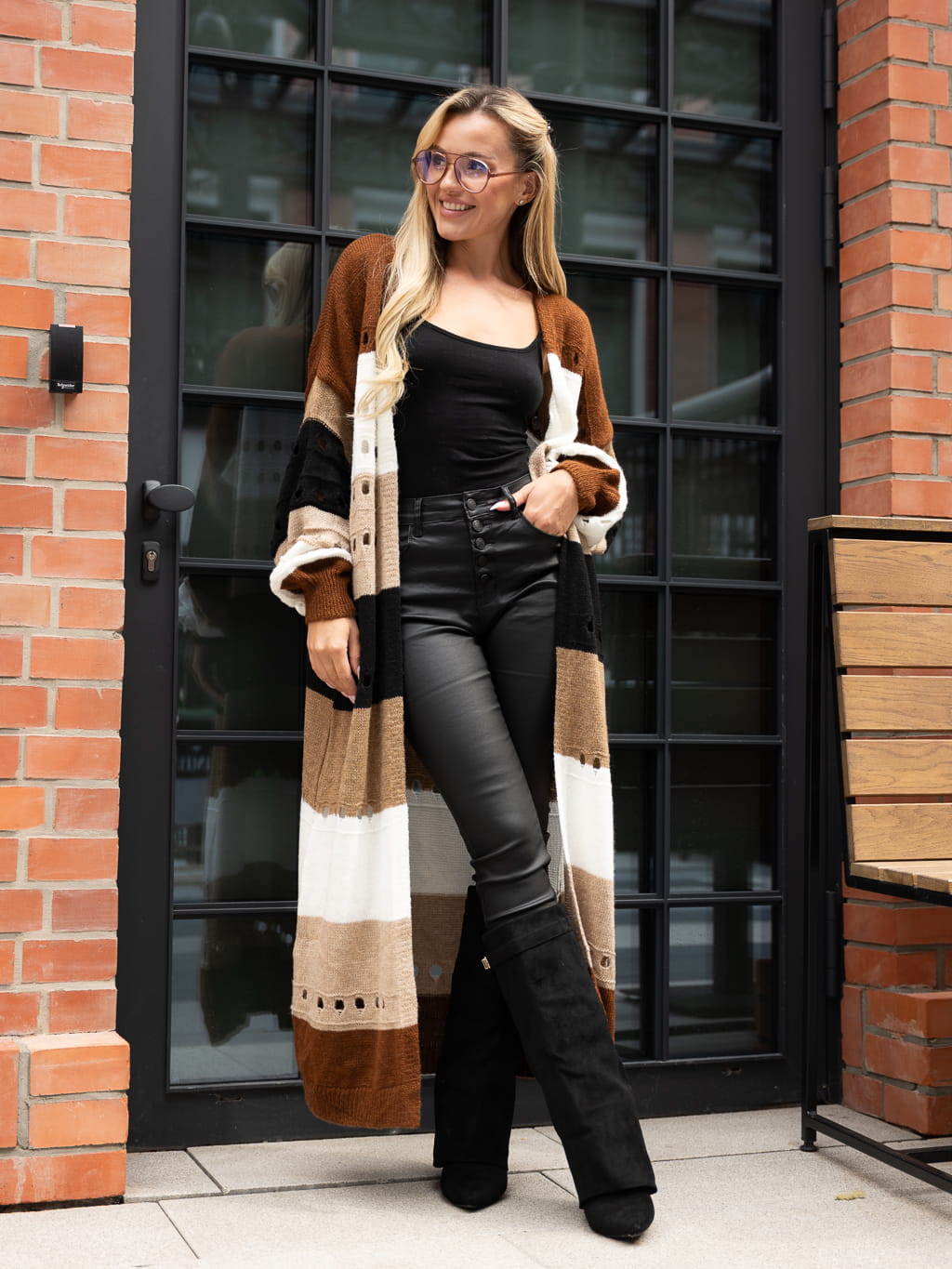 Luźny KARDIGAN ażurkowy MILENA - mokka