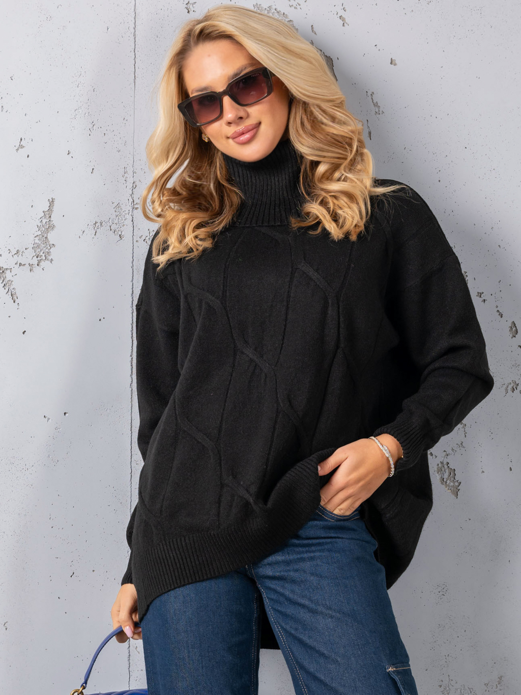 SWETER Kłosy GOLF Zawieszka JUDY - czarny