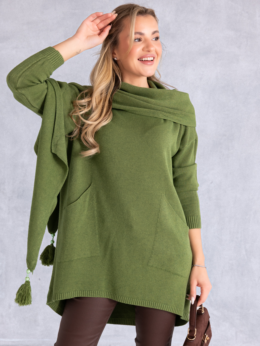 SWETER Frędzle SZAL Kieszenie KELSEY - Khaki